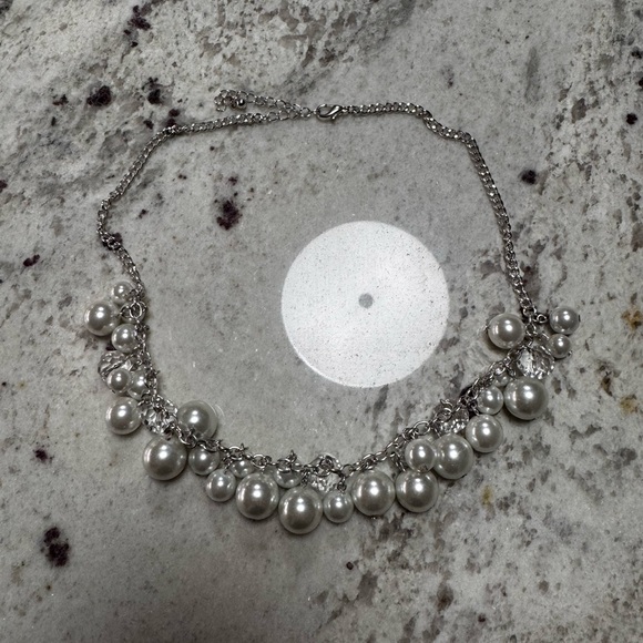 Jewelry - Crystal & Pearl Statement Necklace